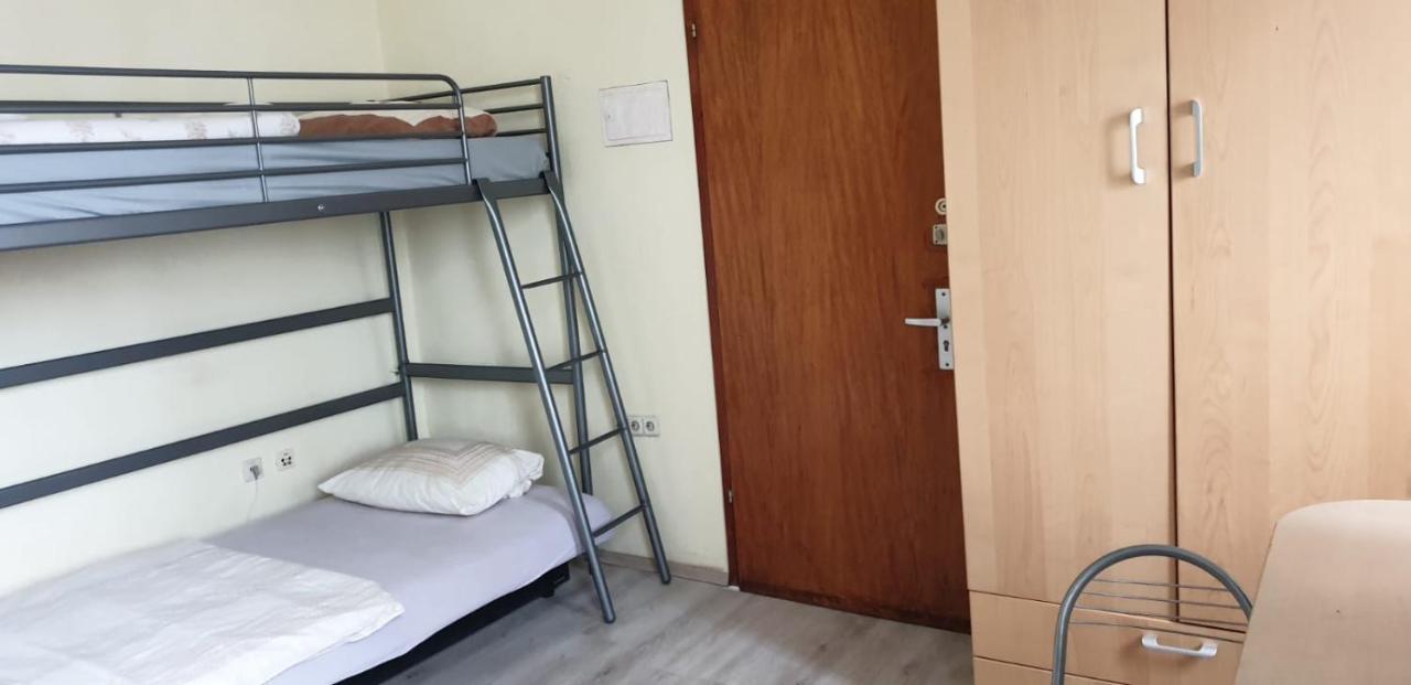 Ma-A2 Single Wohnung Krefeld Extérieur photo